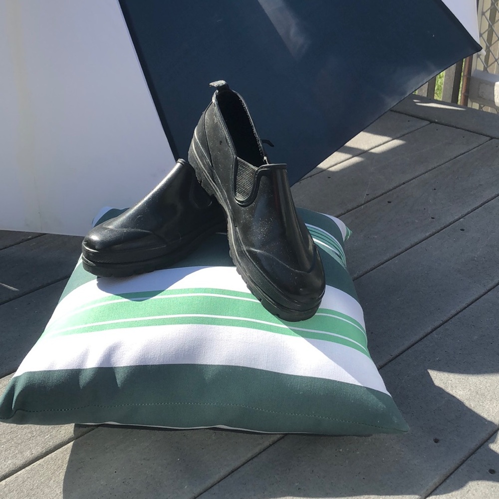 Black rubber waterproof loafers